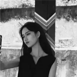黑白系男女头像若不同心,岂能同行