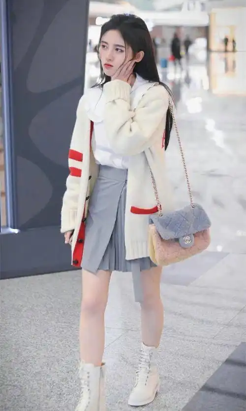 当鞠婧祎换上jk制服,女生们都酸了