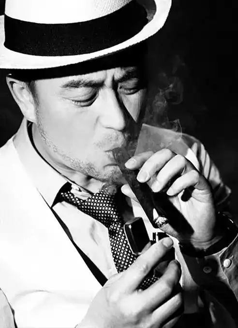影视界里的老戏骨们,陈宝国第六位,最后一位被网友称只能演大佬