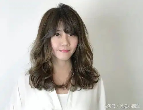实拍小姐姐型的女生发型,气质优雅有魅力