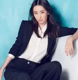 娱乐圈当过空姐的五大女星,漂亮又很有气质,只有她最美