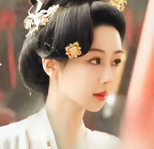 国色芳华李现服饰被吐槽显腰粗,却被秒打脸,不懂文化别追剧
