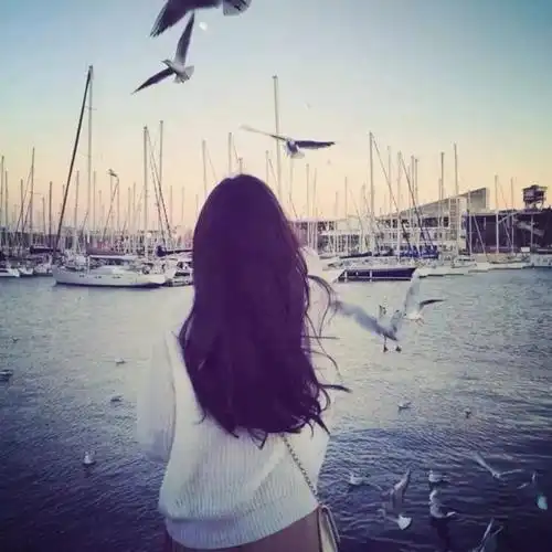 女人有钱和没钱,会有这些明显的区别,寒心又现实