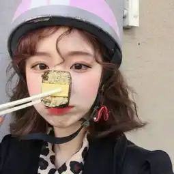 女王范短发头像美女霸气酷生活无趣没有动力很丧