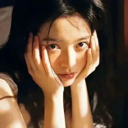 真人女头一组高级头像