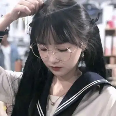 女生脸上有这3个特征,妥妥的直男斩,对男生杀伤力很大