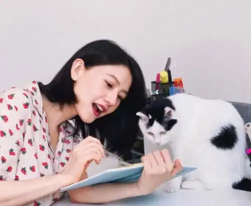 果然岁月不败美人高圆圆最新生图少女心爆棚,赵又廷真让人羡慕