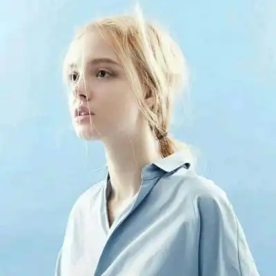 qq头像女生欧美范时尚清新2018最新人生是美梦与热望