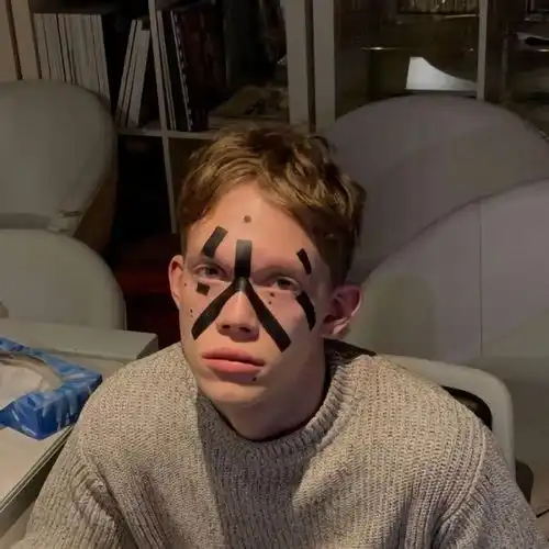 属于你的欧美酷炫男生女生头像
