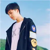男生头像图片帅气侧身小清新短发也是蛮帅气的