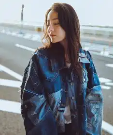 迪丽热巴的一张自拍引粉丝各式各样的表白