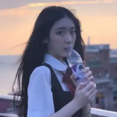 清纯高冷女生头像侧脸真实同一人多张