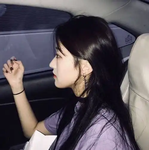 适合发自拍的干净文案