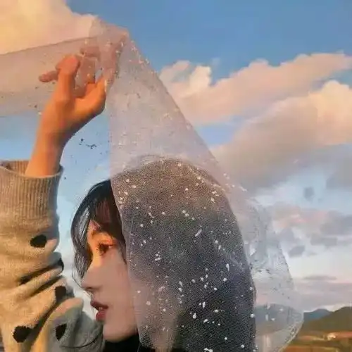 最近绿色卡哇伊头像我一生规规矩矩的,唯有你是我的例外