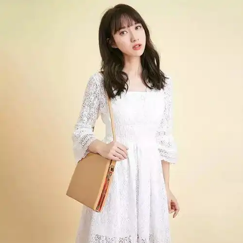 诱惑蕾丝元素,演绎少女清纯魅力