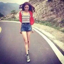 我和我女朋友分手了,她把自己的头像换成了这张照片,这是什么意思,能帮我分析下么