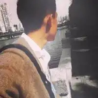 一个人的孤独画面qq男生头像相信你的爱情就像相信一场过路的风