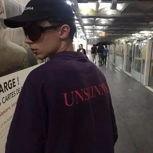 男生头像丨我的爱或许不成熟但真的很认真