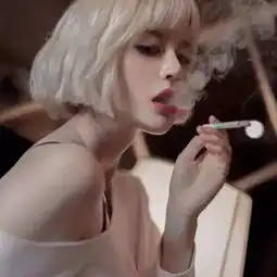 欧美少女风的头像,望喜