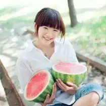 清凉夏日西瓜美女头像唯美带西瓜的女生头像