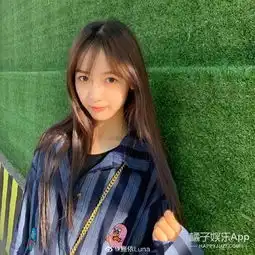 21岁甜美女大学生和顶流男偶像谈恋爱,这次是真的甜