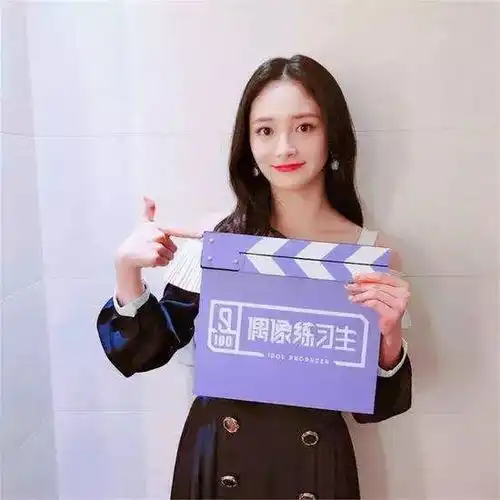 赖冠霖要回国还是被刘昊然经纪人带感觉要挤下蔡徐坤成为新一代顶流了