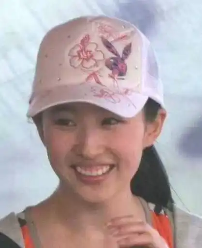 精品分享真人长得好看,为什么照相巨难看