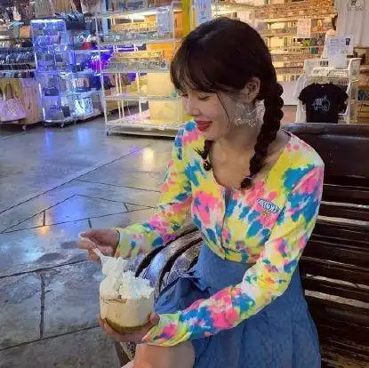女明星私藏7个不撞款的小众少女品牌,百元就买到