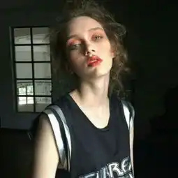 超酷霸气欧美范女生头像