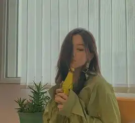 13岁李嫣晒自拍,涂美甲戴耳环,打扮成熟星味十足