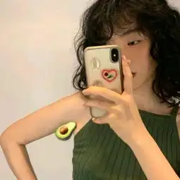 女生qq好冷酷头像2019精选半天是人半夜死鬼