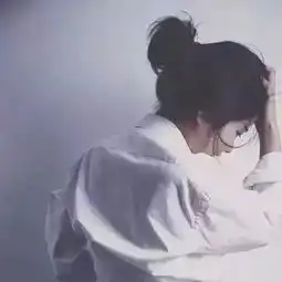 男友劈腿,母亲被送入精神病院,心灰意冷时却遇到了最好的爱情