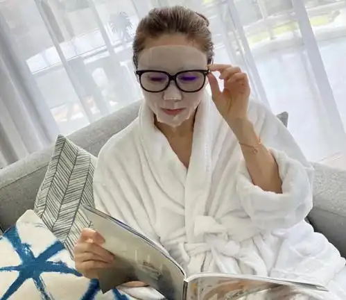 黎姿当年有多美张柏芝承认不如她,周慧敏与她合影都黯然失色