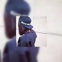 头像女霸气背影伤感戴帽子微信头像图片大全