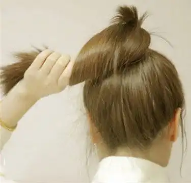 日系花苞头怎么扎3分钟速成可爱女生发型