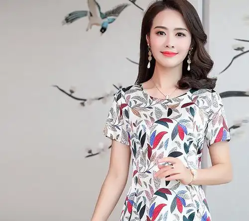 100真丝连衣裙,最适合中年女人穿,舒适时尚又高贵优雅