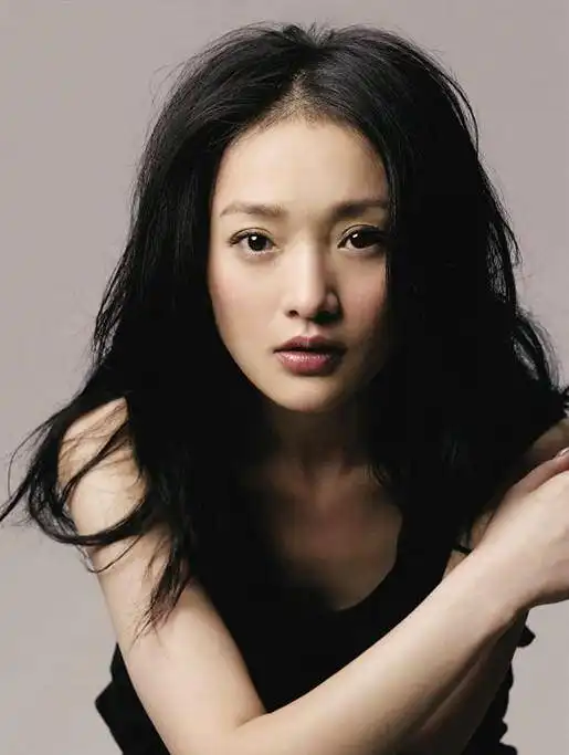 娱乐圈五大美女素颜亮相,好吓人网友吐槽都是化妆惹的祸