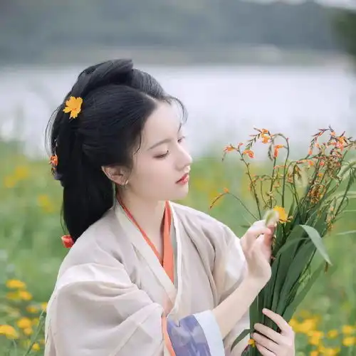 唯美古风女生头像细葛含风软香罗叠雪轻