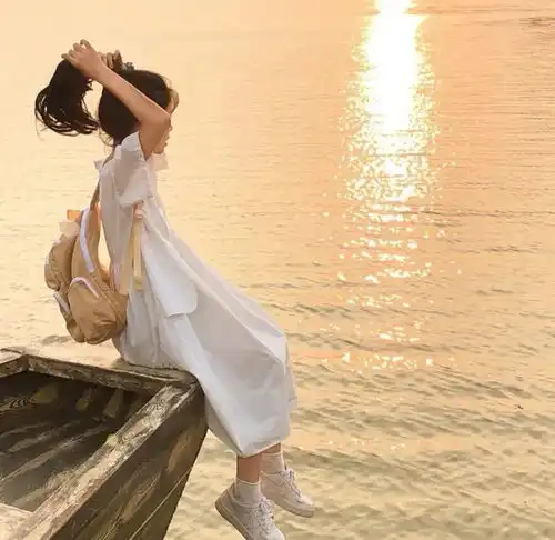 唯美真人女生头像身为冰山就该淡淡的爱海流爱风