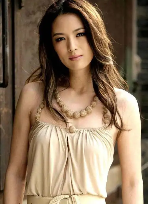 她是中国第一美女,身价过亿,厌倦大城市生活选择归隐山林