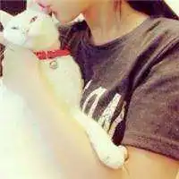 情侣头像抱着猫的一男一女微信头像图片大全