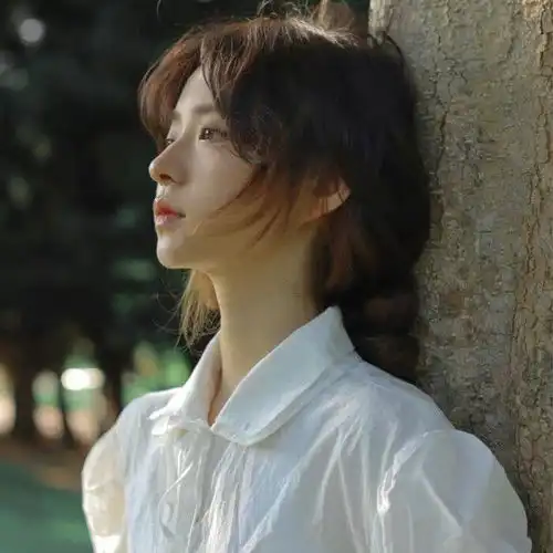 头像冷淡风女头