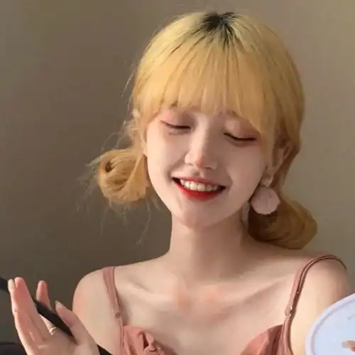 女生头像我觉得猫很可爱