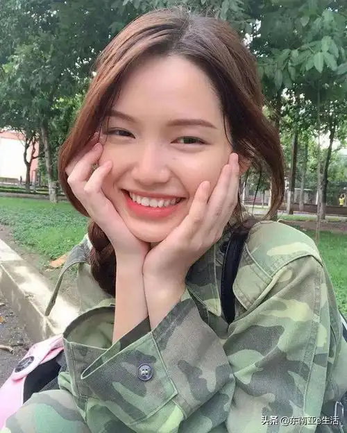 美女图集越南正妹tramanh,笑容治愈,超甜美的哟