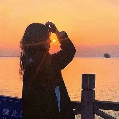 如果爱心画在起雾的窗,是模糊还是更清楚