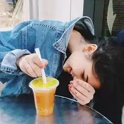 揭密性感妹纸的一天