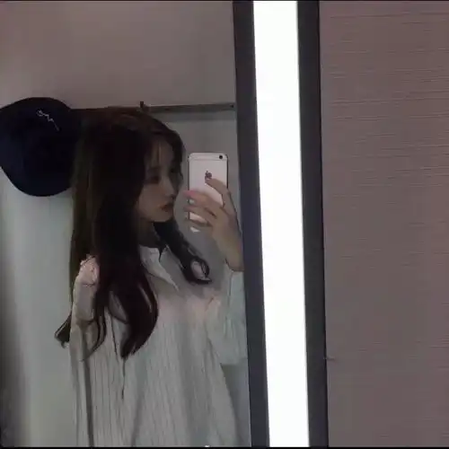 女生头像,爱情就是个梦,而我睡过了头