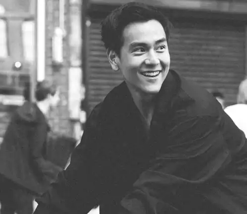 彭于晏图片你们的大憨憨男彭友