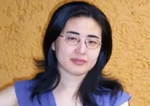 13岁被北大录取的天才少女,出国留学后放弃国籍,还嫁53岁老外