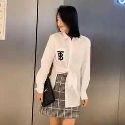 施悦名2019早春新款口袋绣花进口棉衬衣休闲百搭上衣欧美时尚女装